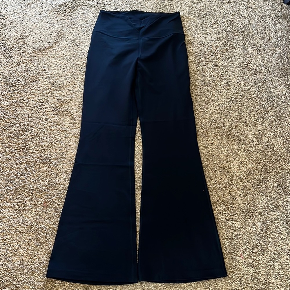 🍋Groove Super-High-Rise Flare Pants🍋